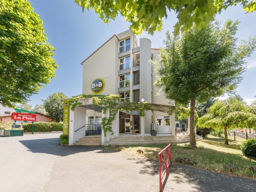 hotel-le-puy-en-velay_4545_exterior.jpg