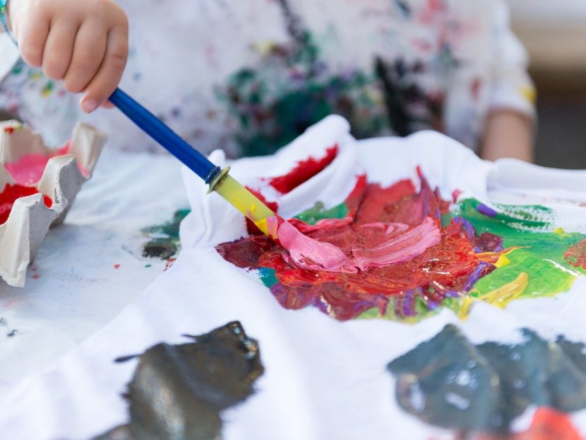 Atelier artistique enfant_Saint-Bonnet-le-Froid