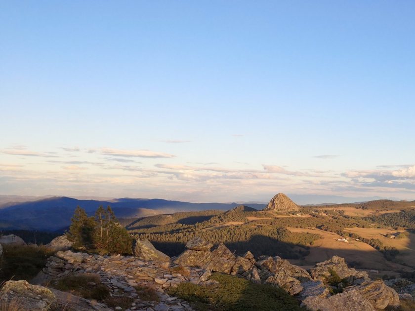 Massif Central Randonnées +_Burzet