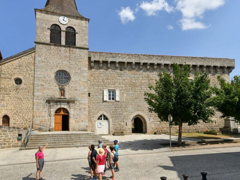 Eglise et Château prieuré clunisien