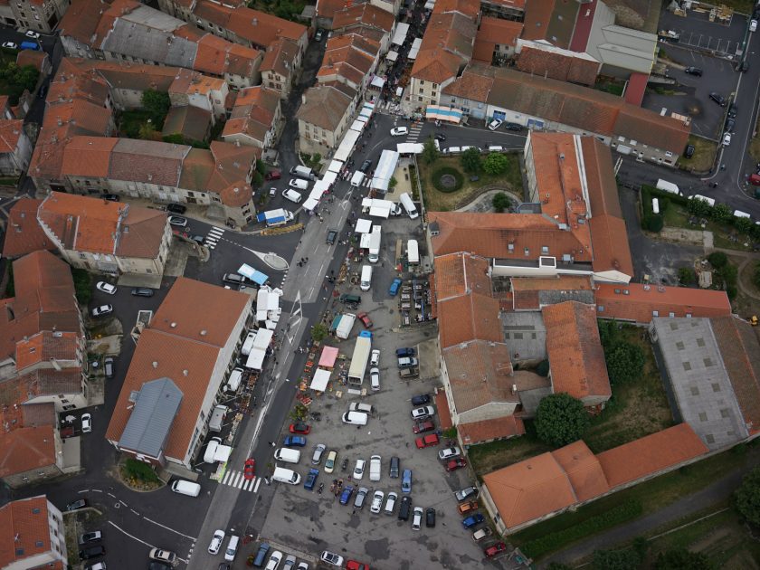 EQU_ParkingMarchédial