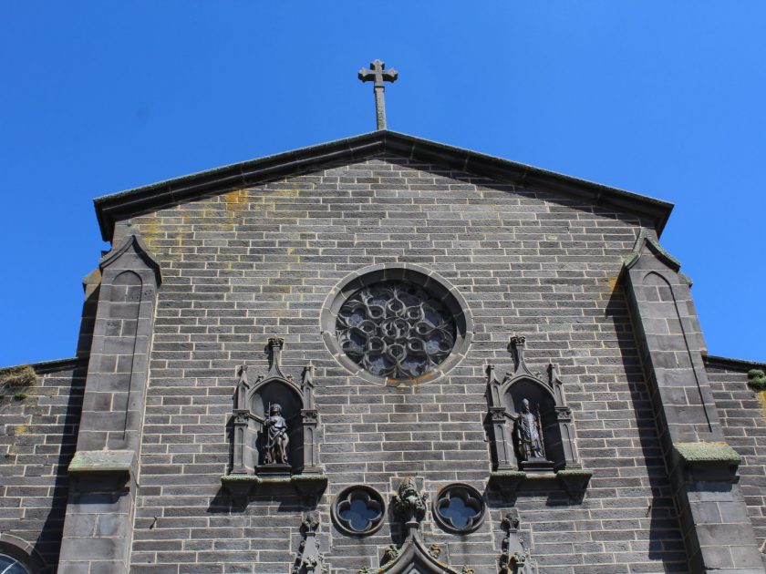 Collégiale_Saint_Médard_Saugues_arrière