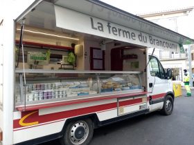 La_Ferme_du_Brancouny_au_marché_Saugues