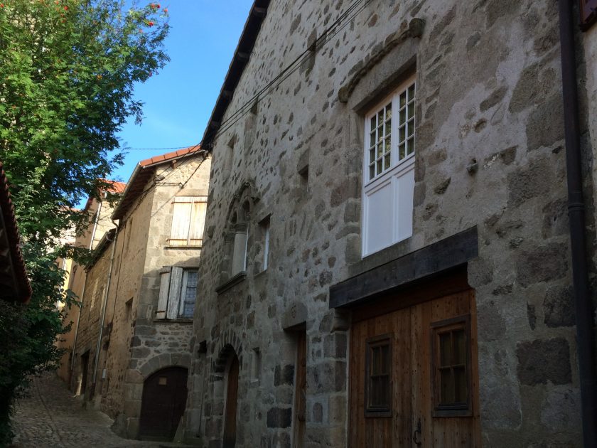 EVE_Visite du bourg médiéval _rue des Casernes